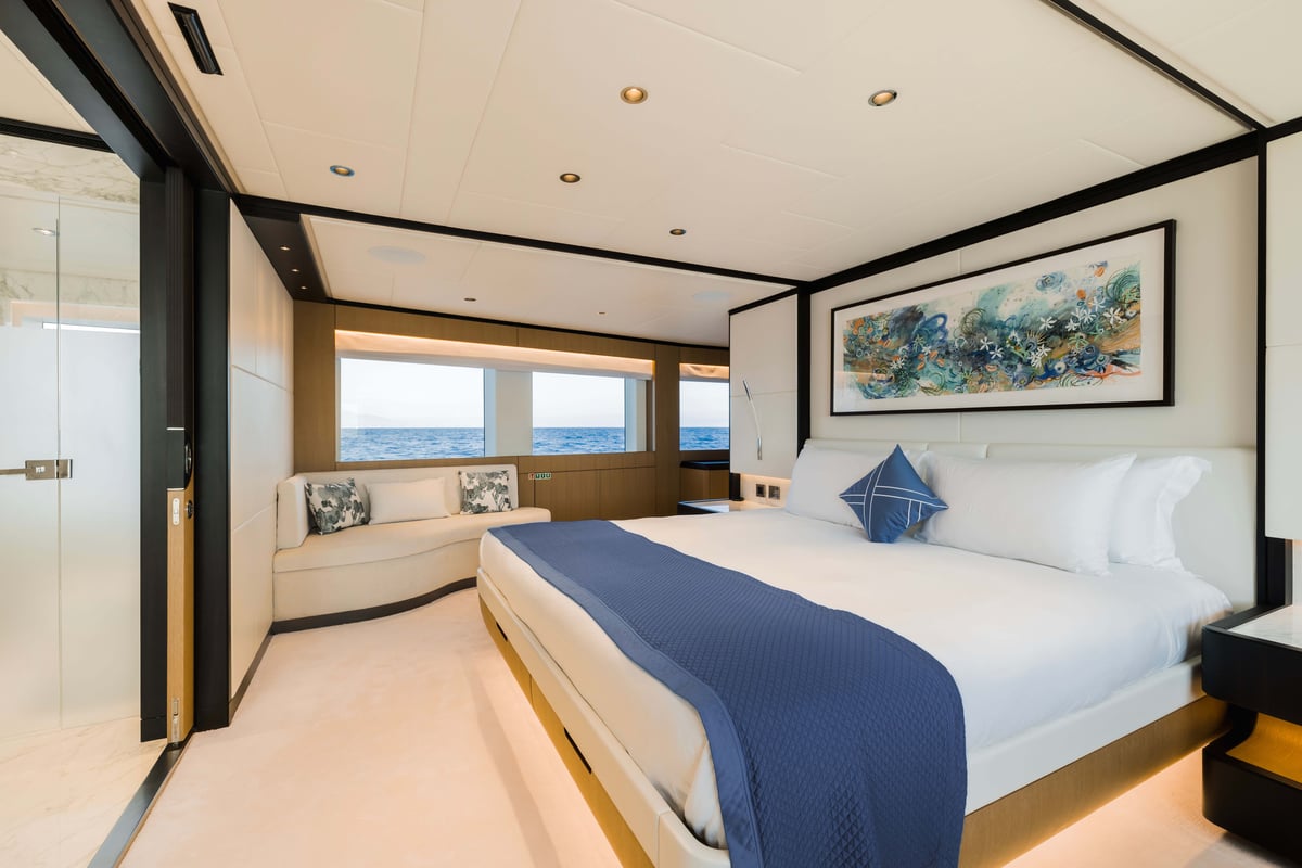 Majesty 120 - Master cabin 2