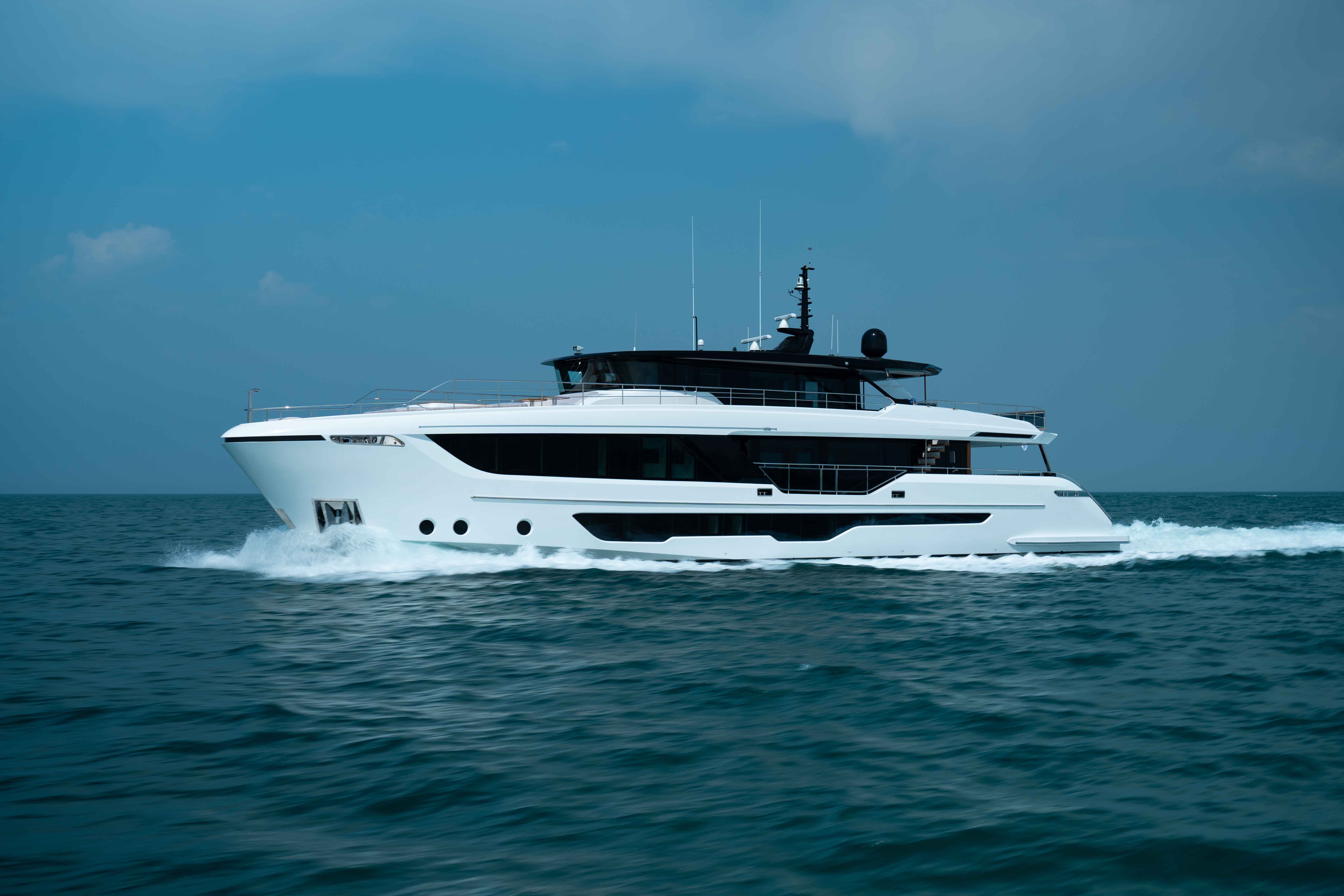 Majesty 111 (2)