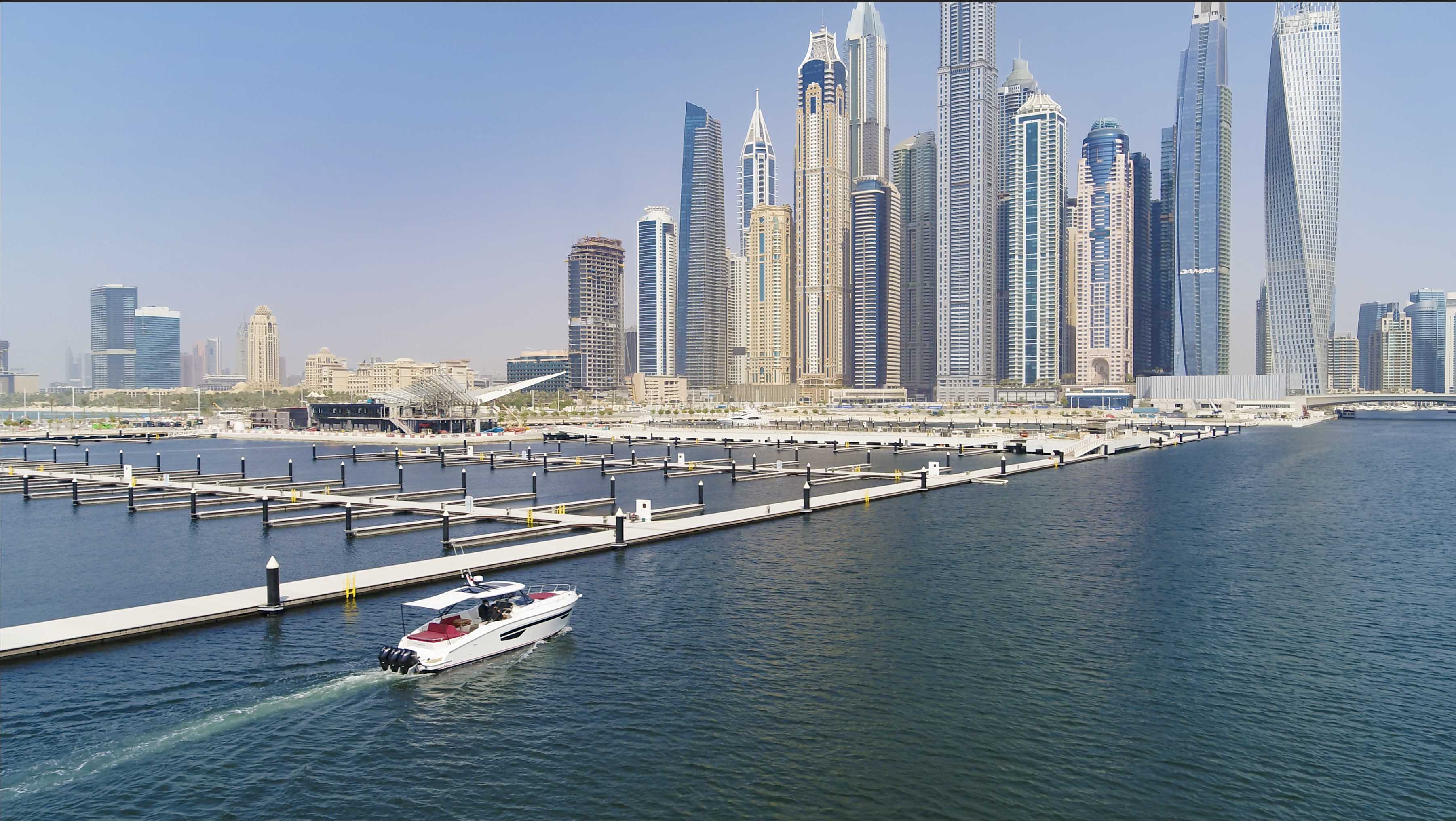 Oryx 379 Entering Dubai Marina Channel to berth in Dubai Harbour Marina (1)