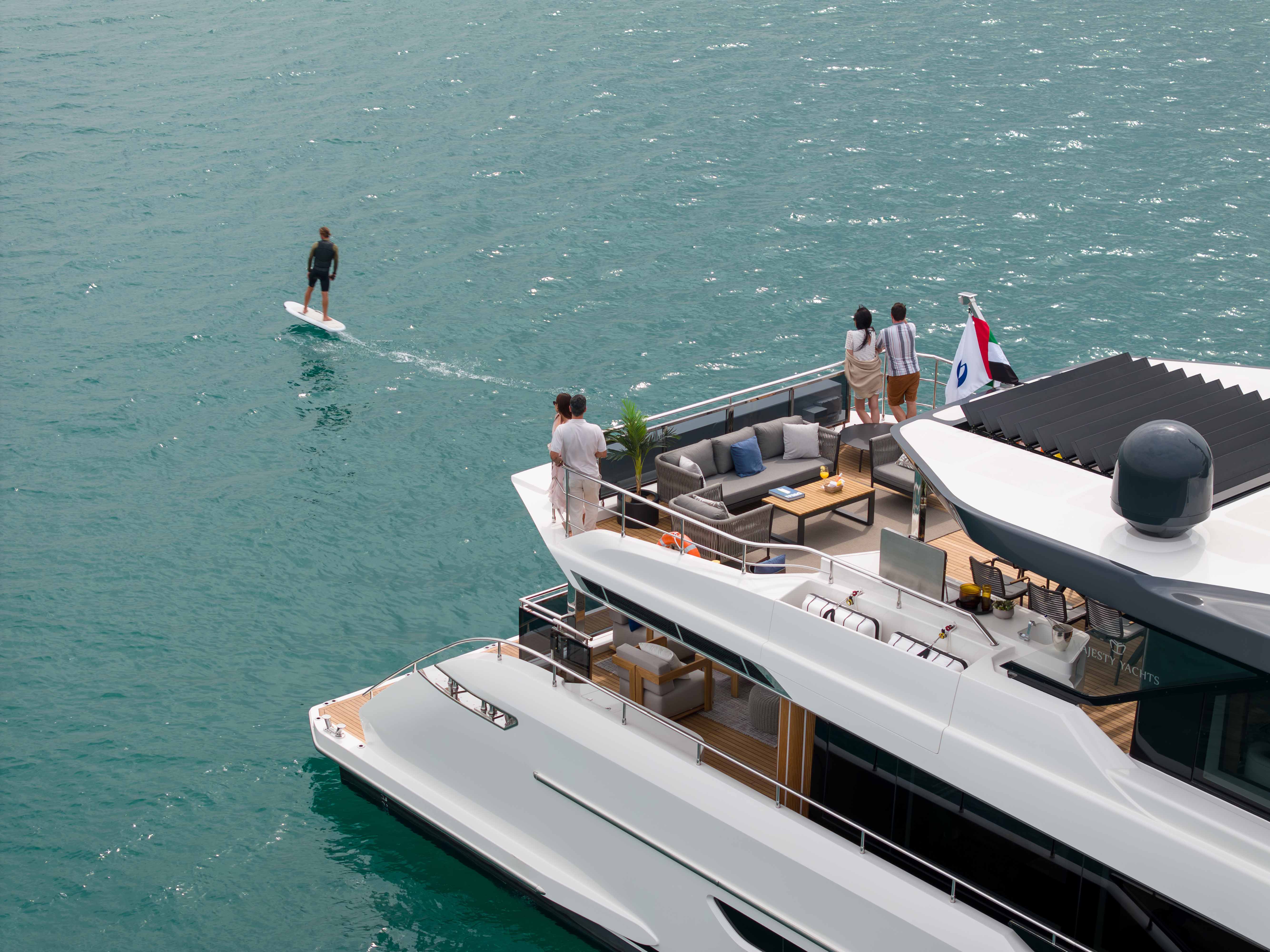 Majesty 111_Lifestyle_1