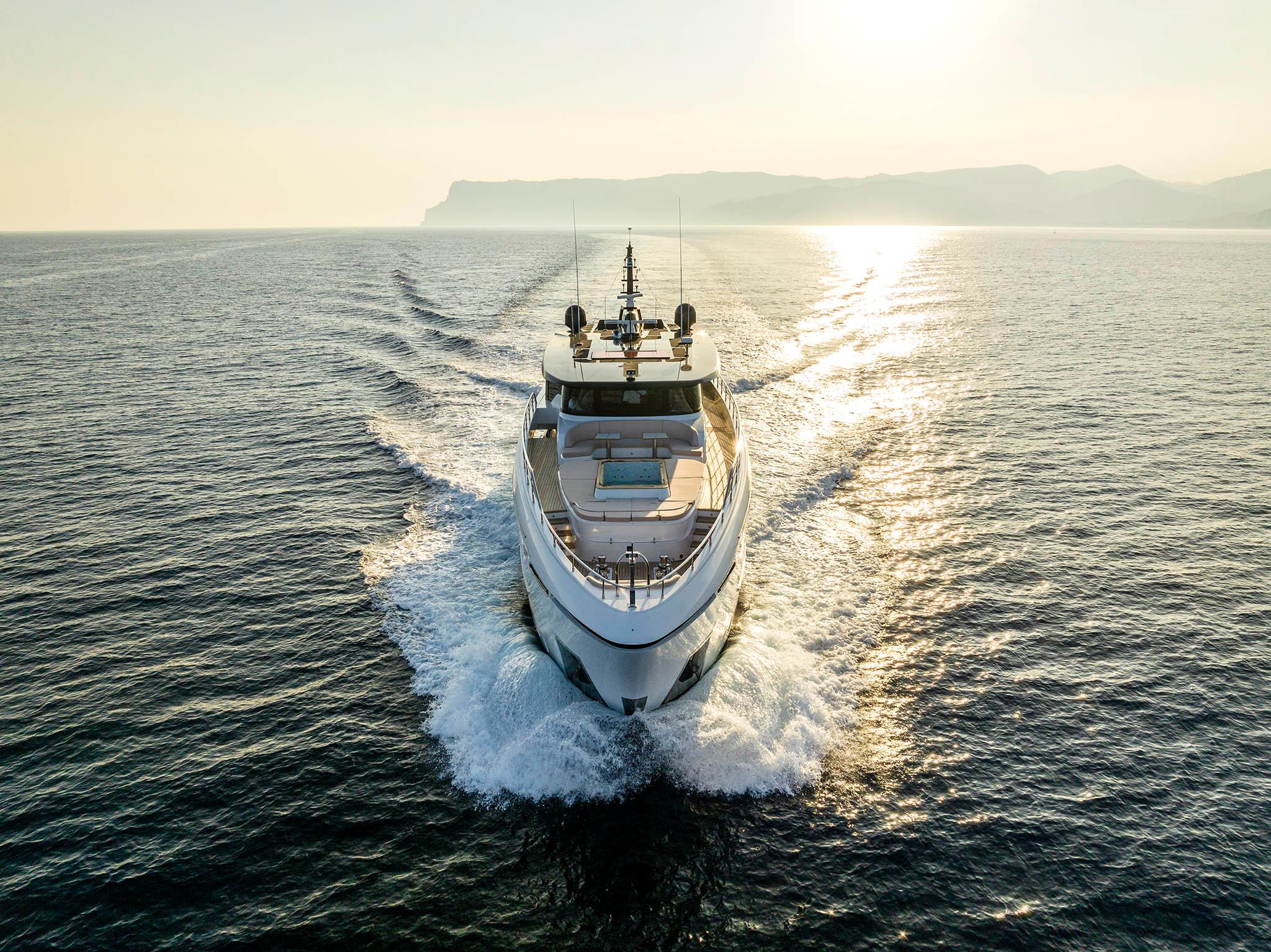 Majesty 111 Underway in French Riviera
